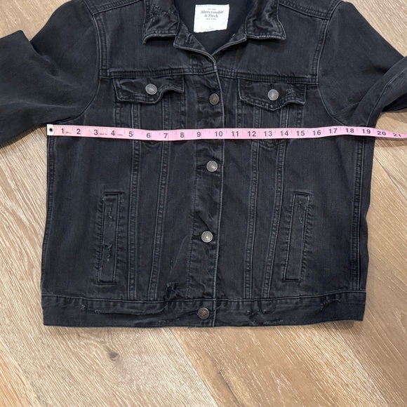 Abercrombie & Fitch Distressed Faded Black Denim Jacket - Picture 2 of 8